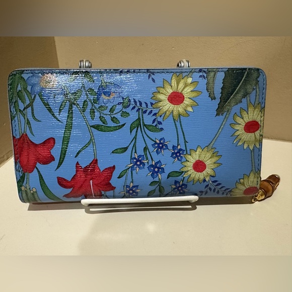 GUCCI
Calfskin New Flora Bamboo Zip
Around Long Wallet Azure - Picture 4 of 14